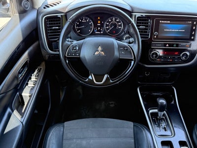 2019 Mitsubishi Outlander SE