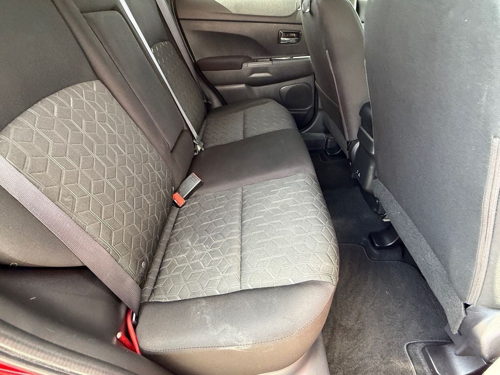 2023 Mitsubishi Outlander Sport LE