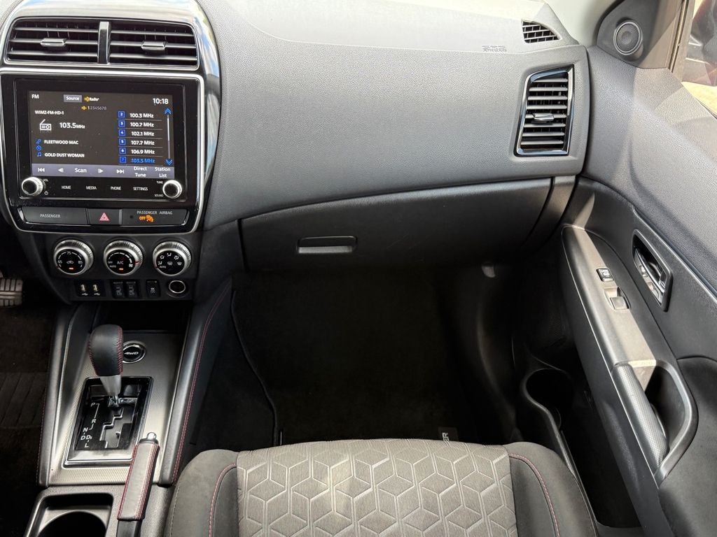 2023 Mitsubishi Outlander Sport LE