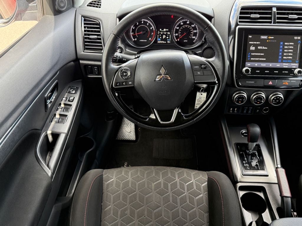 2023 Mitsubishi Outlander Sport LE