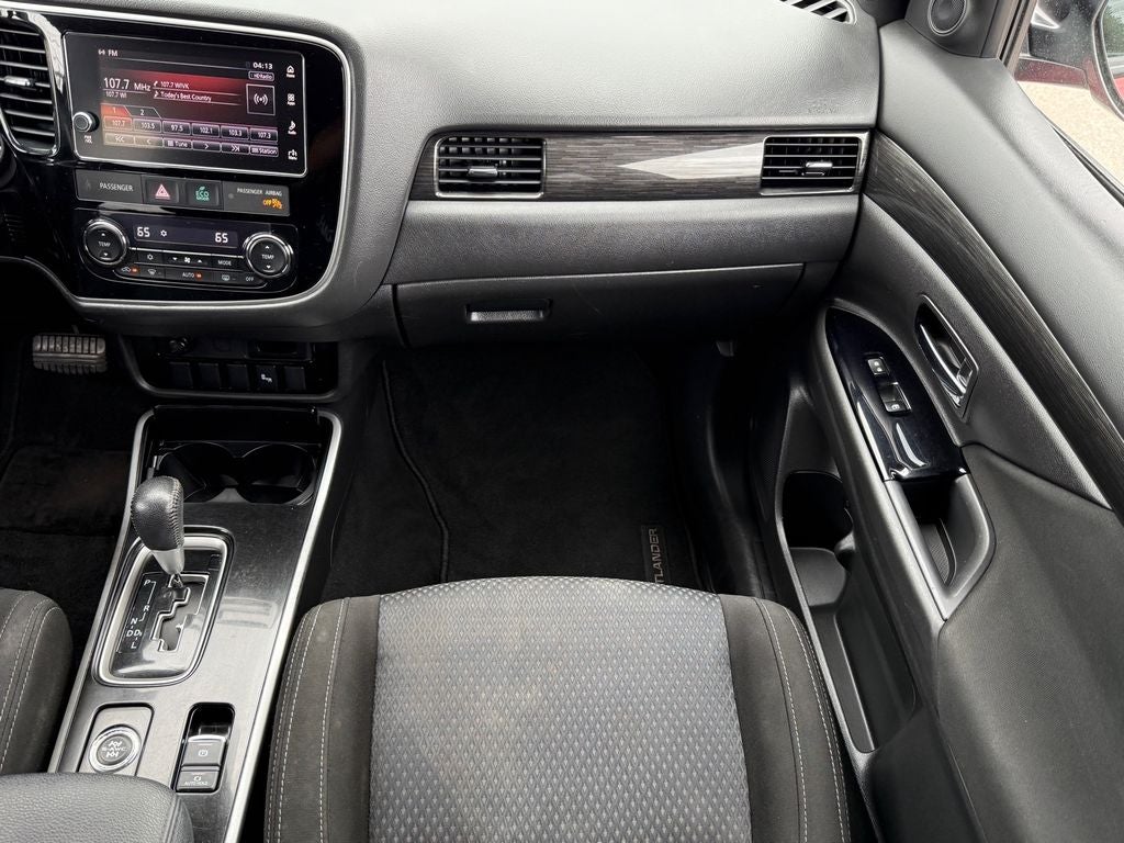 2018 Mitsubishi Outlander LE