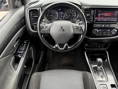 2018 Mitsubishi Outlander LE