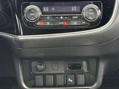 2018 Mitsubishi Outlander LE