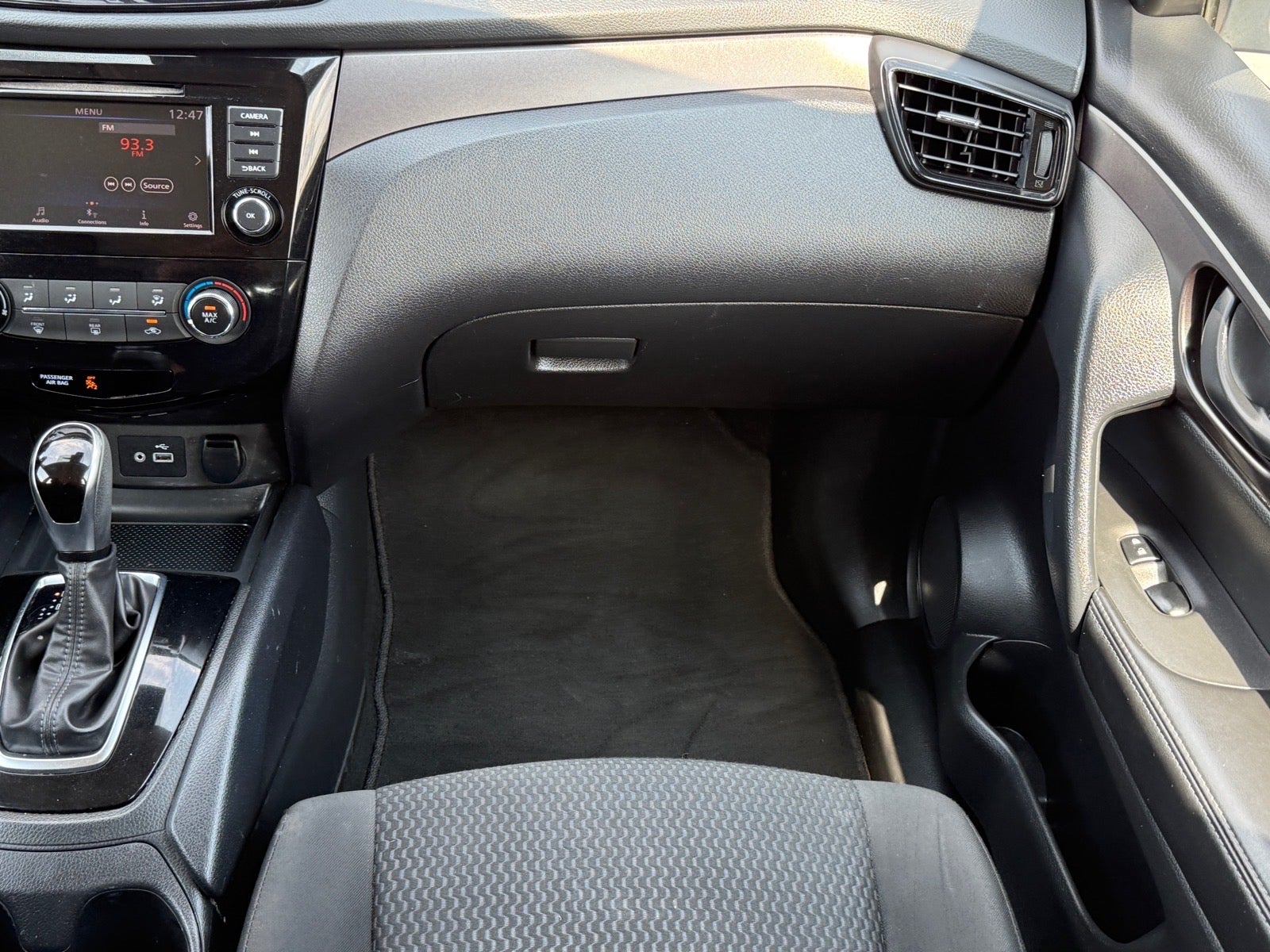2022 Nissan Rogue Sport S