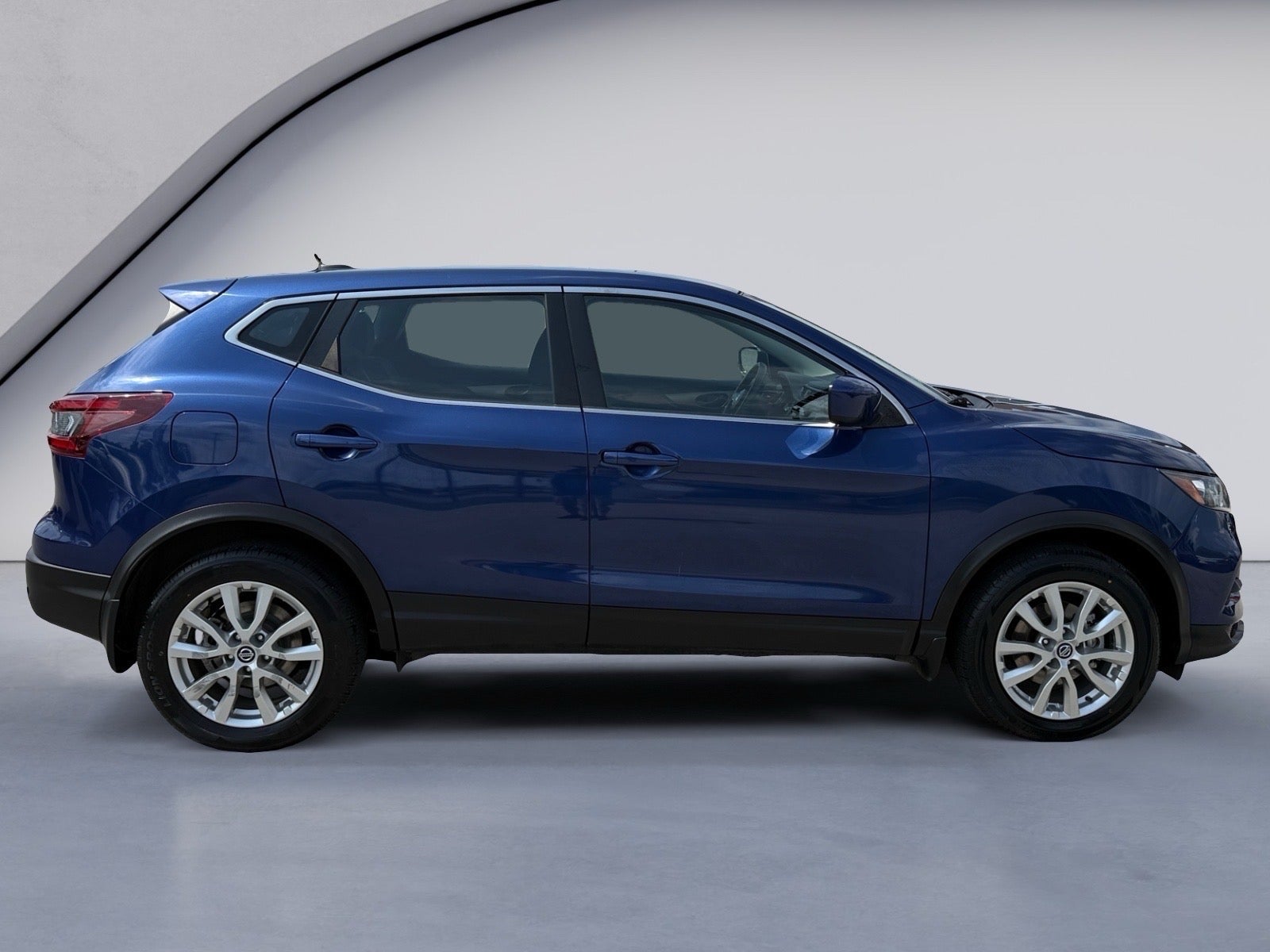 2022 Nissan Rogue Sport S