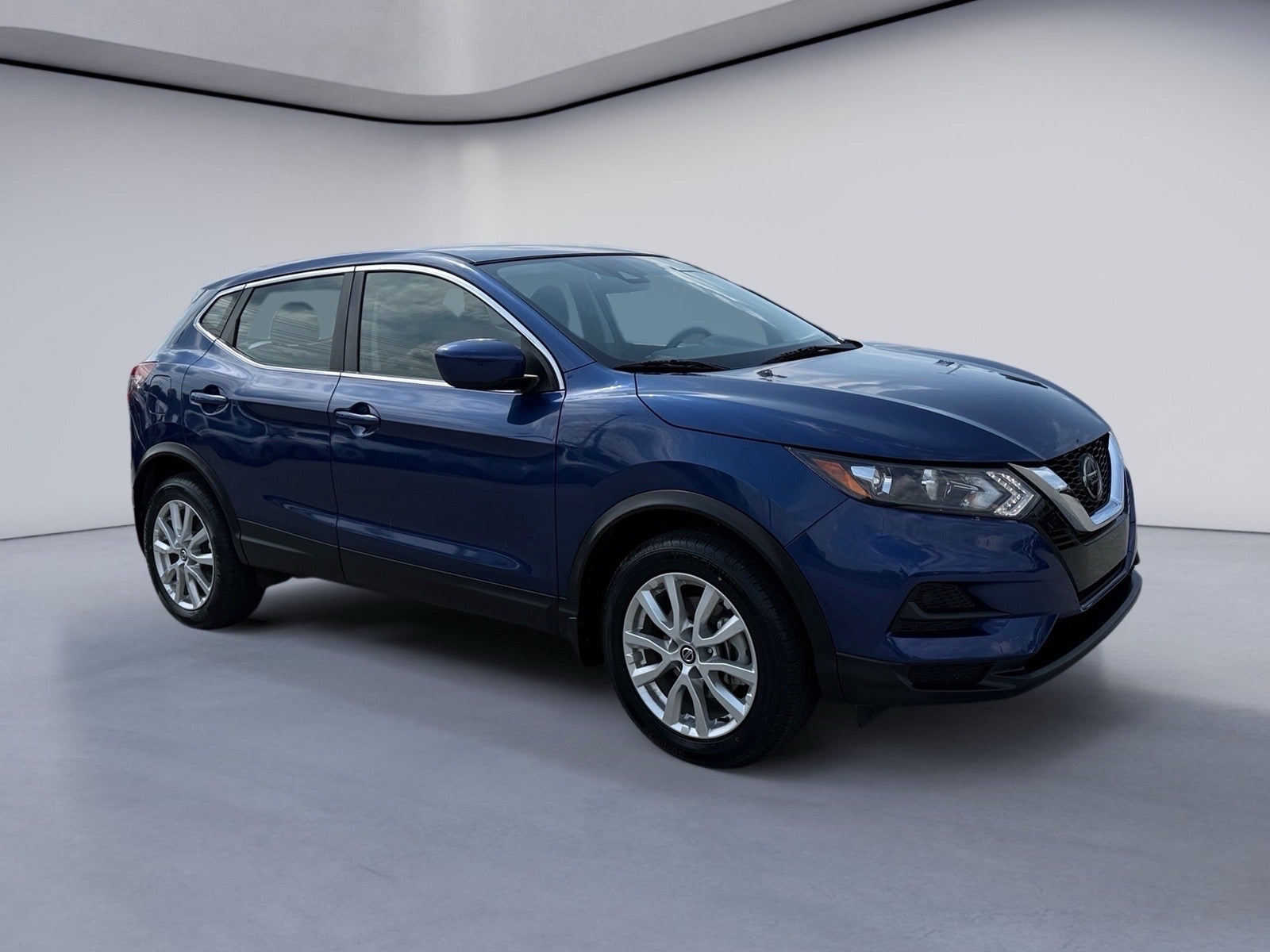 2022 Nissan Rogue Sport S