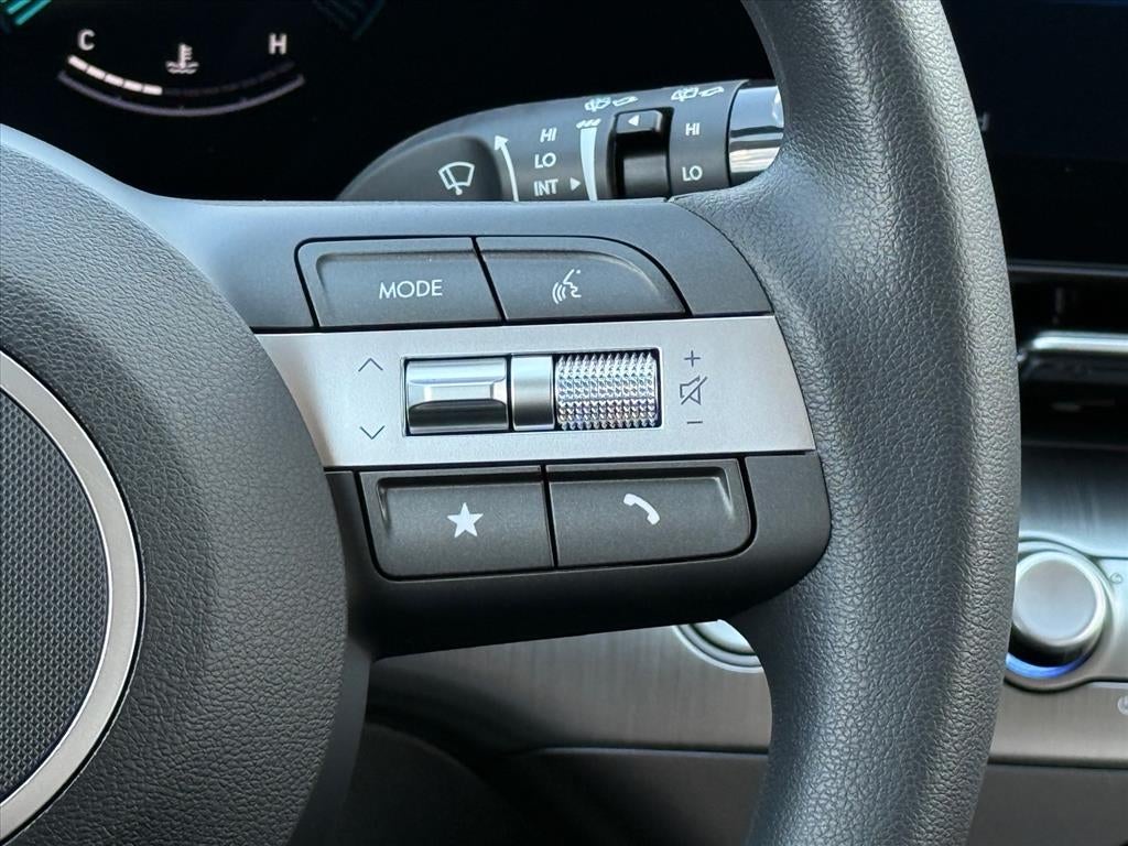 2027 Hyundai KONA SE