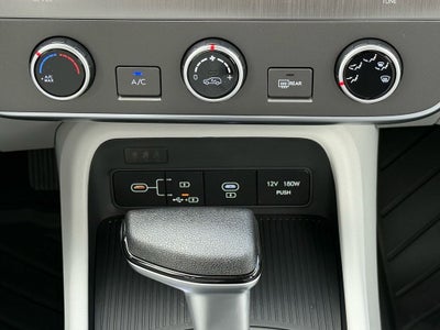 2026 Hyundai KONA SE