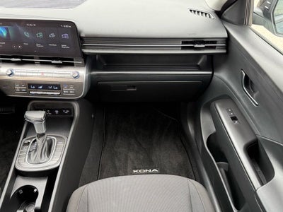 2025 Hyundai KONA SEL