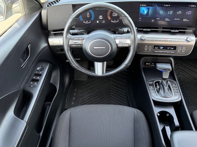 2025 Hyundai KONA SEL