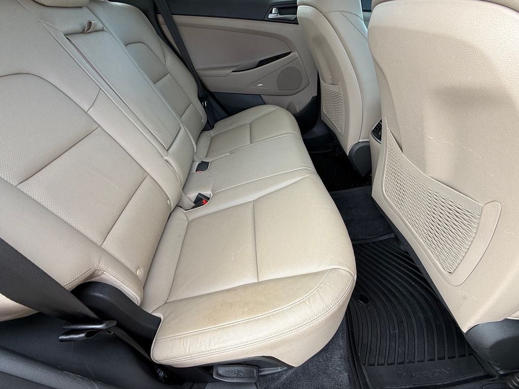 2017 Hyundai TUCSON SE Plus