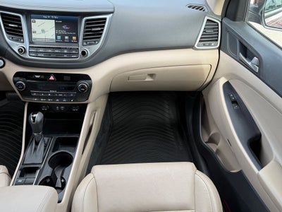 2017 Hyundai TUCSON SE Plus