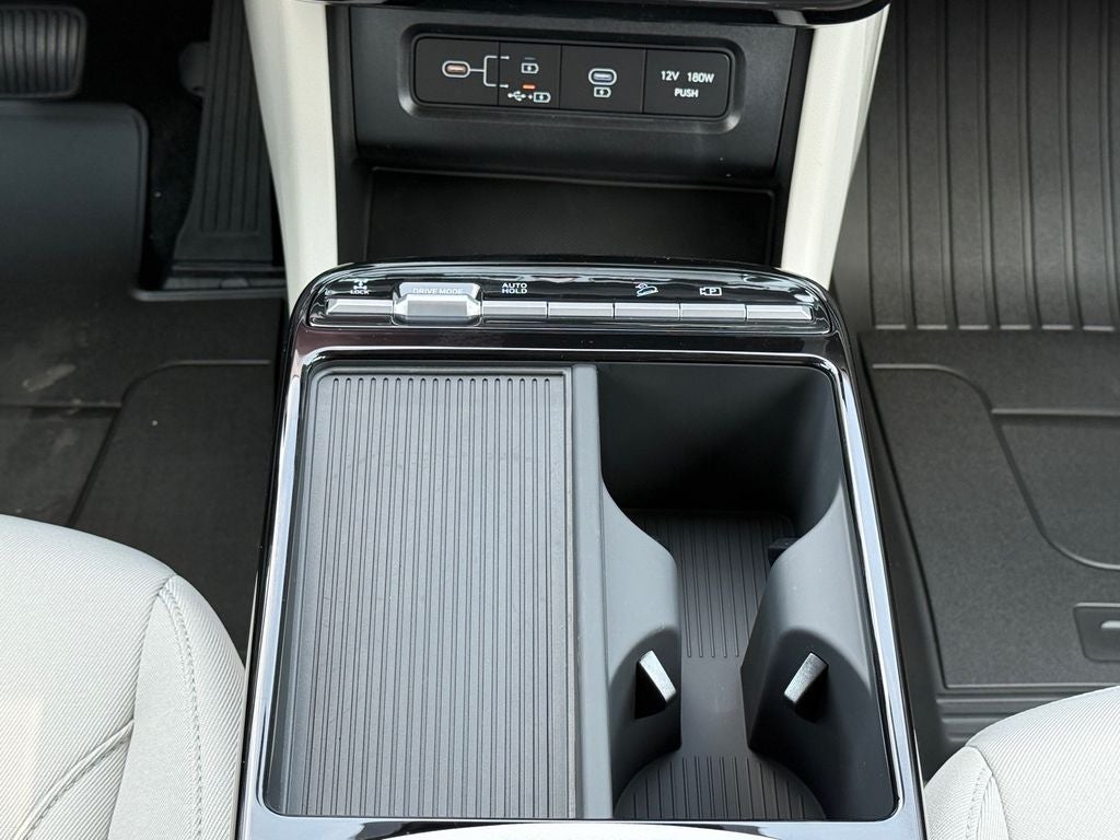 2026 Hyundai TUCSON Blue SE