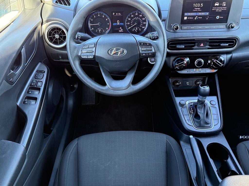 2022 Hyundai KONA SEL