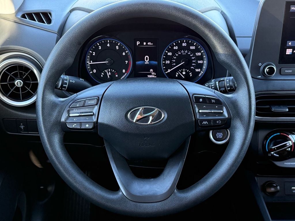 2022 Hyundai KONA SEL