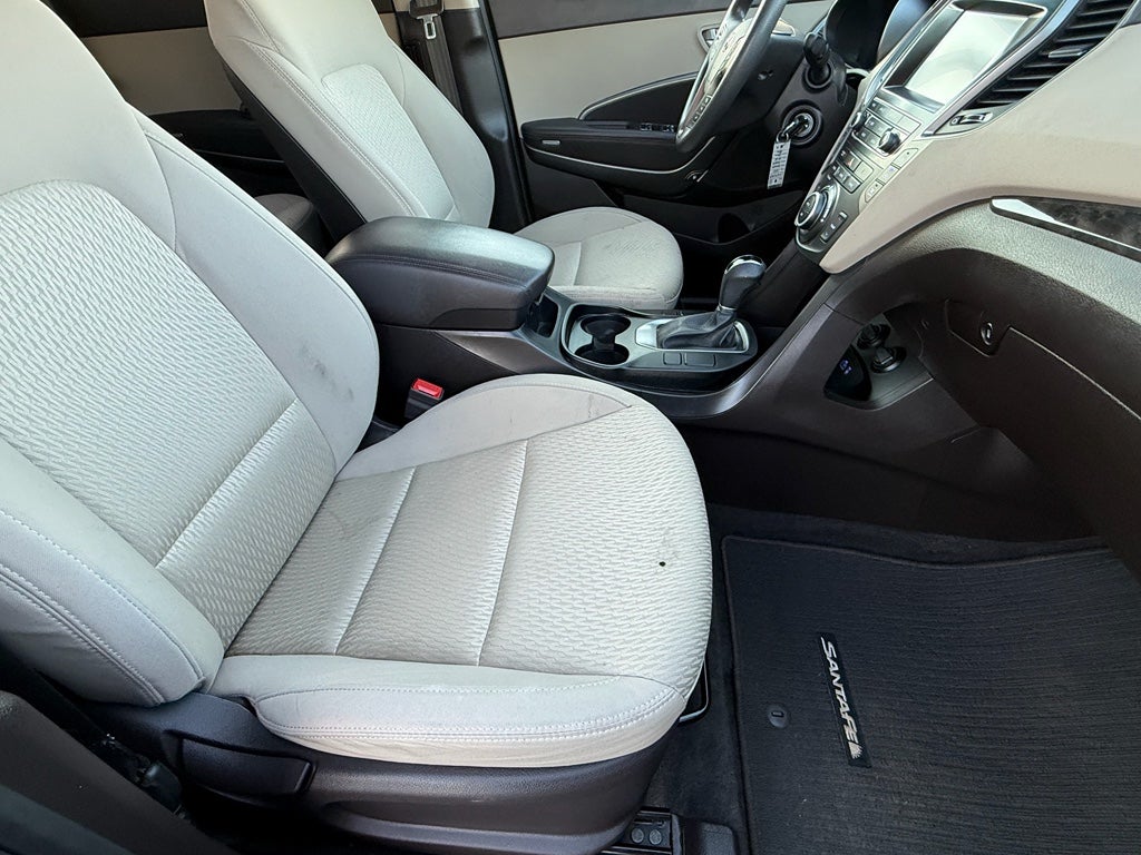 2018 Hyundai SANTA FE XL SE