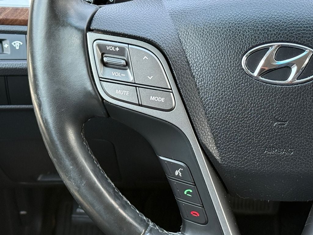 2019 Hyundai SANTA FE XL SE