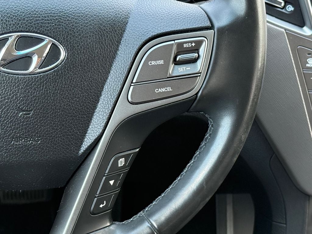 2019 Hyundai SANTA FE XL SE
