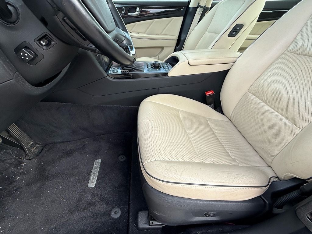 2014 Hyundai EQUUS Signature