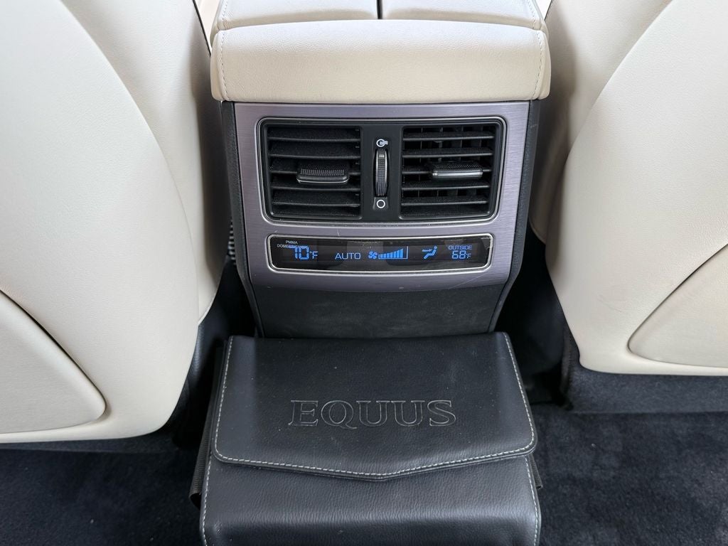 2014 Hyundai EQUUS Signature