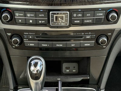 2014 Hyundai EQUUS Signature