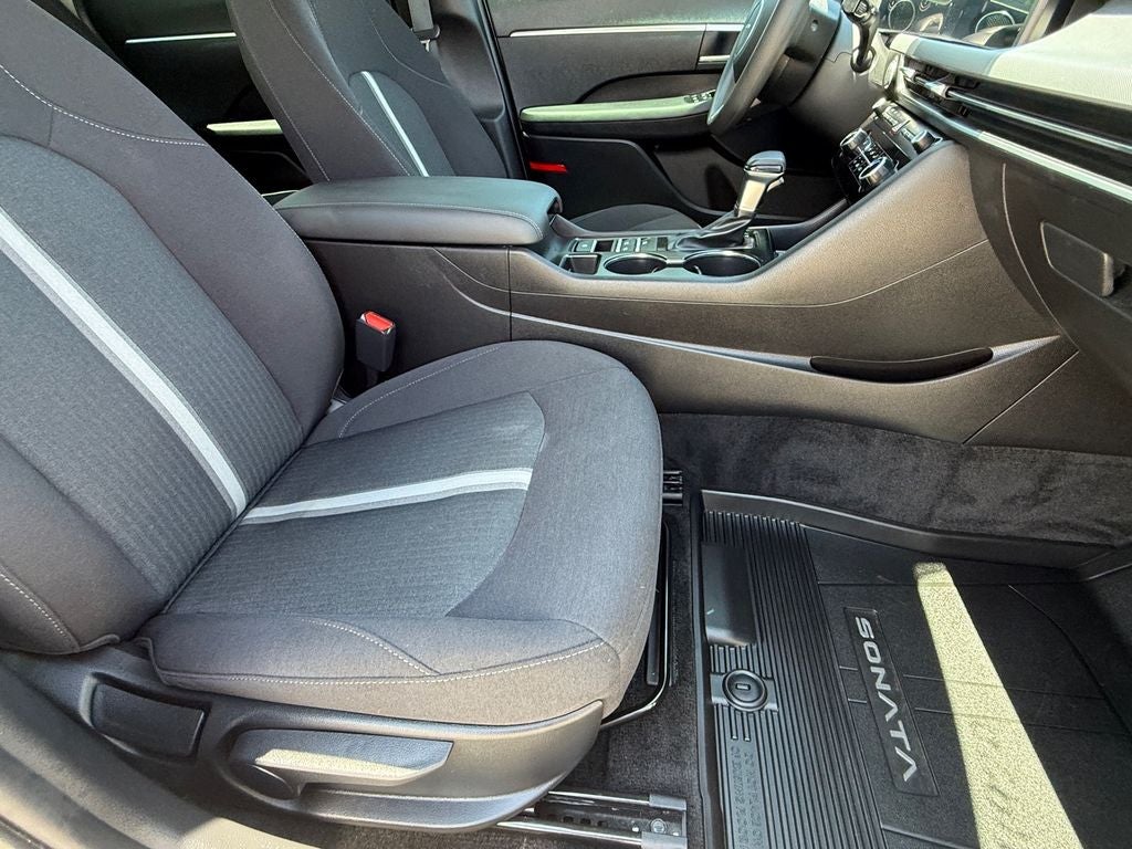 2025 Hyundai SONATA SE