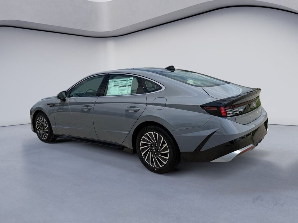 2026 Hyundai SONATA HYBRID SEL