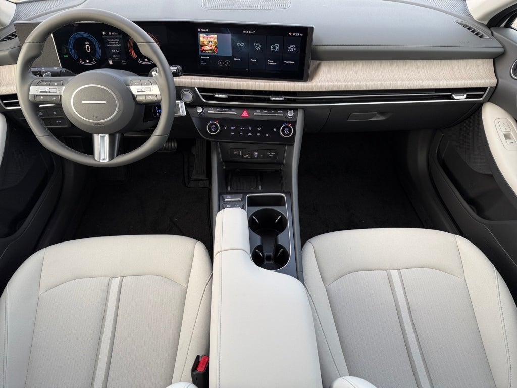 2025 Hyundai SONATA HYBRID SEL