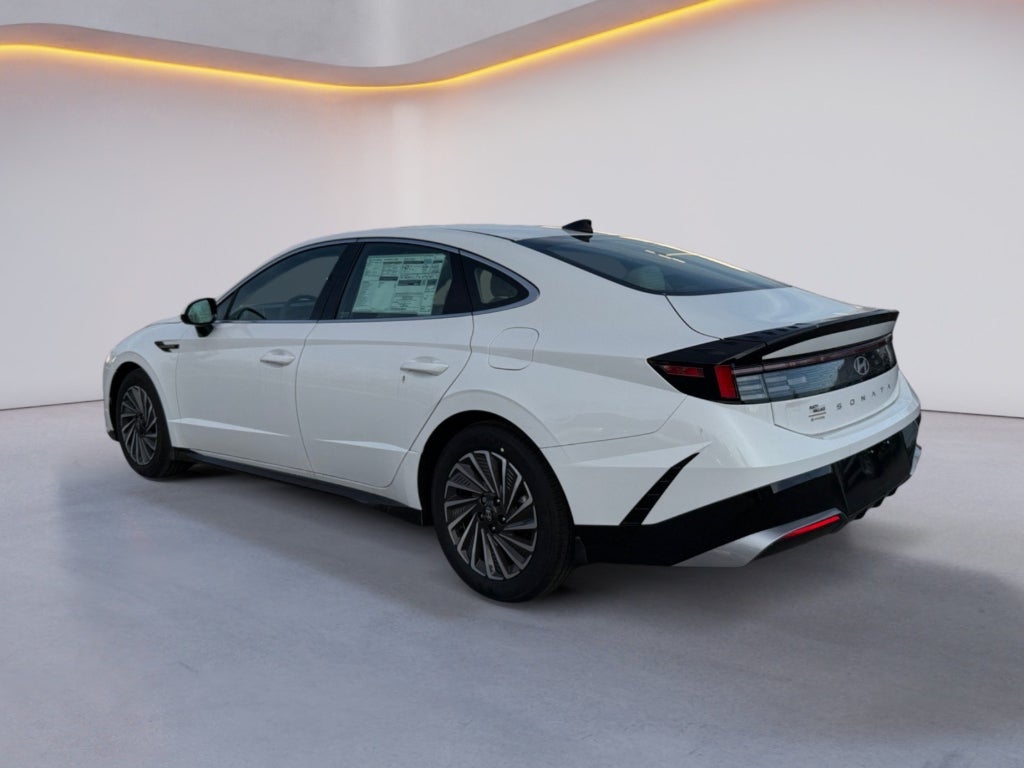 2025 Hyundai SONATA HYBRID SEL