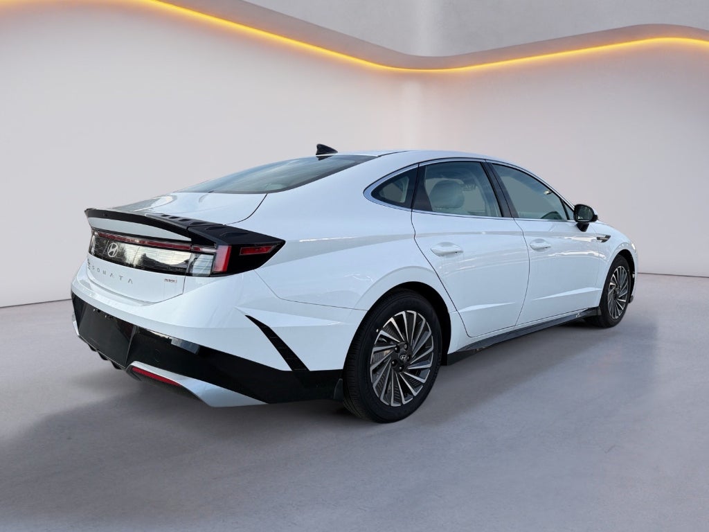 2025 Hyundai SONATA HYBRID SEL