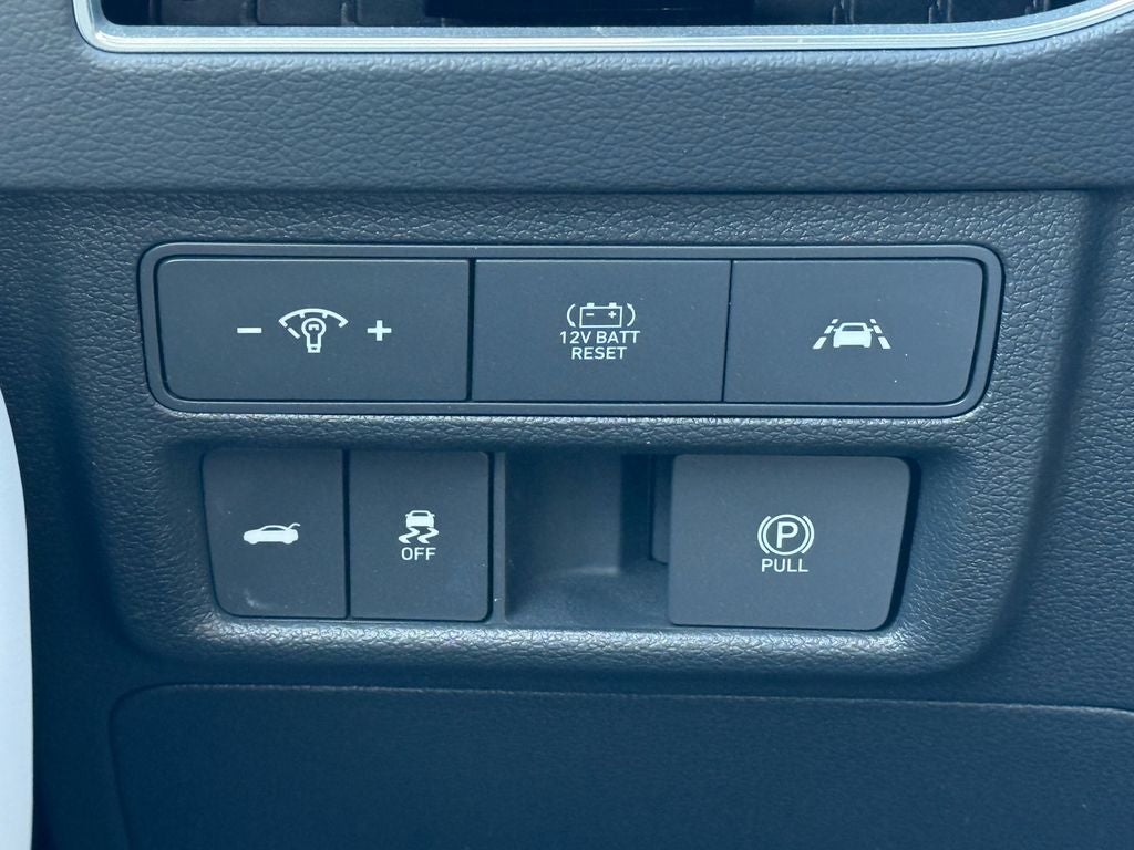 2023 Hyundai SONATA HYBRID SEL