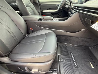 2026 Hyundai SONATA HYBRID Limited
