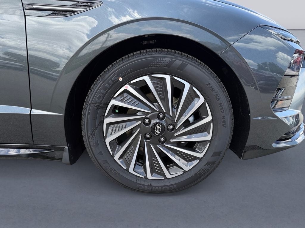 2026 Hyundai SONATA HYBRID Limited