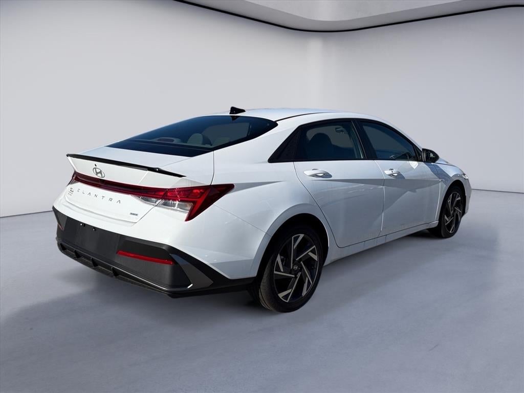 2025 Hyundai ELANTRA HEV SEL Sport