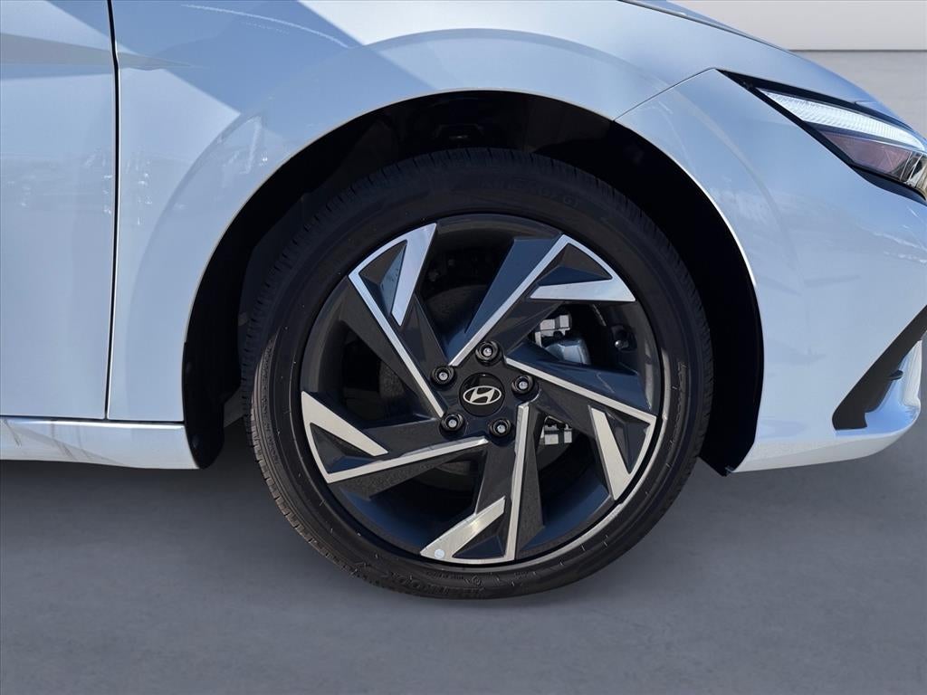 2025 Hyundai ELANTRA HEV SEL Sport