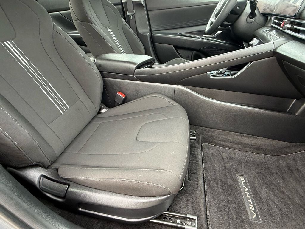 2024 Hyundai ELANTRA HYBRID Blue