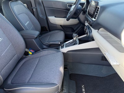 2025 Hyundai VENUE Limited