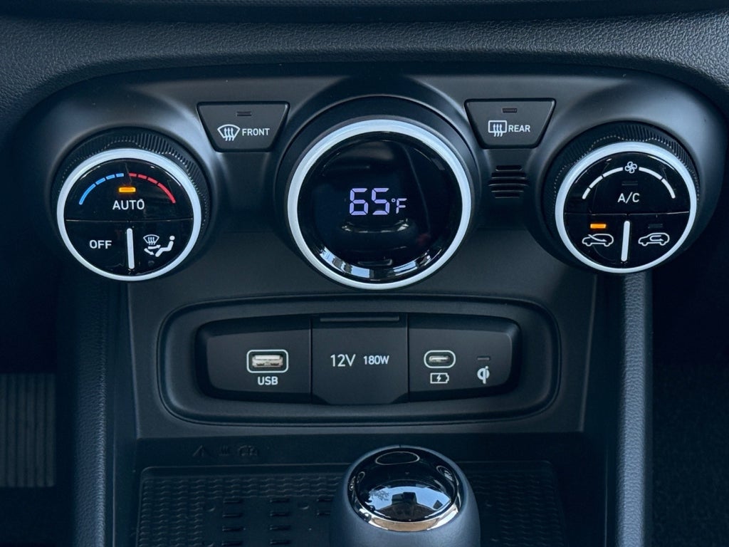 2025 Hyundai VENUE Limited