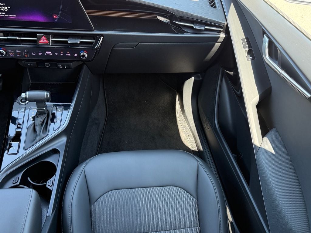 2023 Kia Niro EX