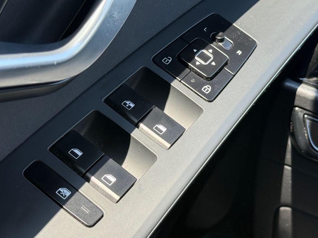 2023 Kia Niro EX
