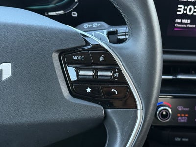 2023 Kia Niro EX