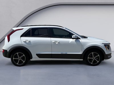 2023 Kia Niro EX