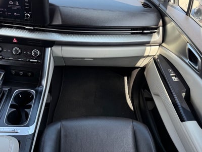 2023 Kia Carnival LX
