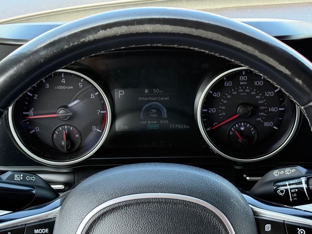 2023 Kia Carnival LX