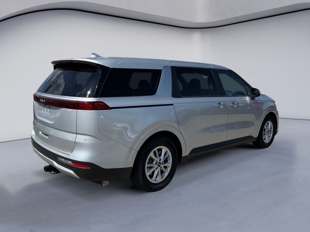 2023 Kia Carnival LX