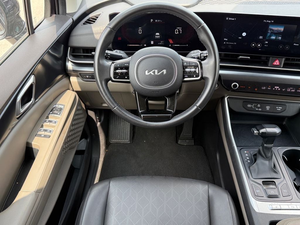 2025 Kia Carnival LXS