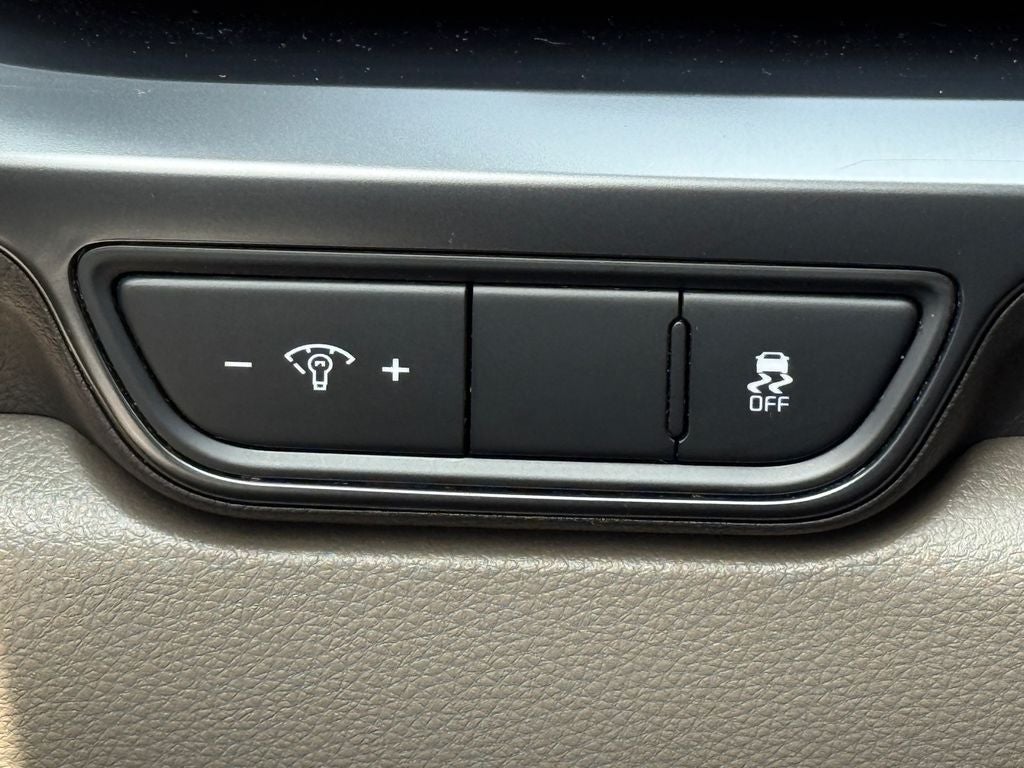 2025 Kia Carnival LXS