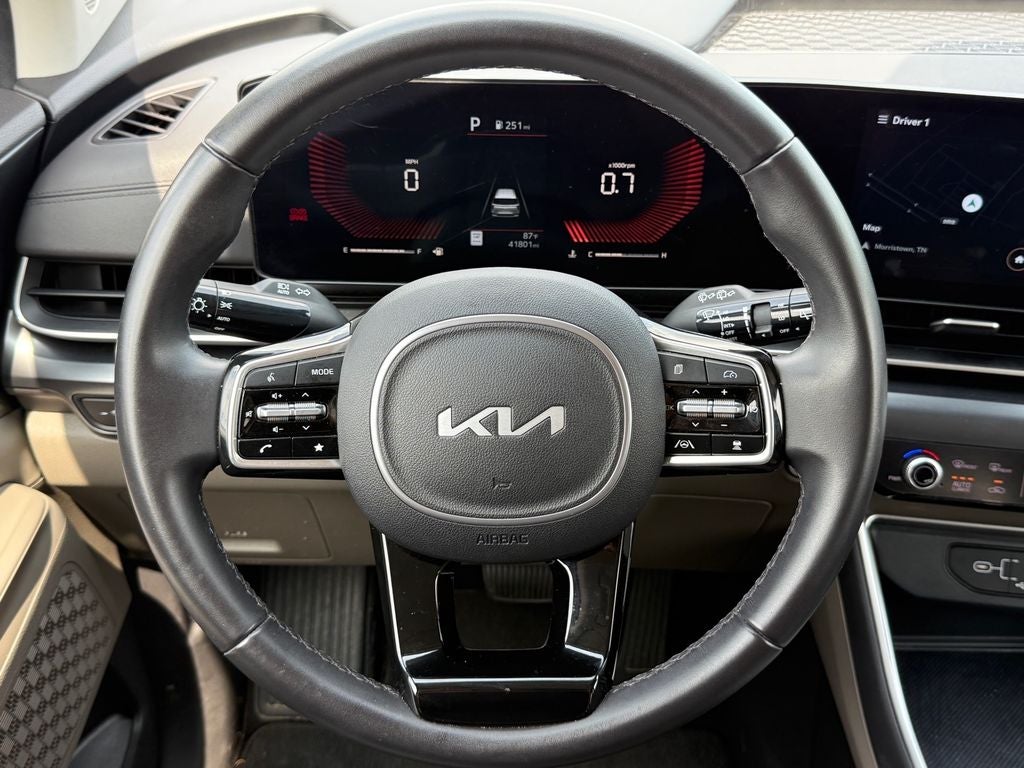 2025 Kia Carnival LXS
