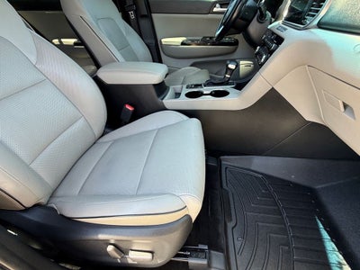 2020 Kia Sportage EX