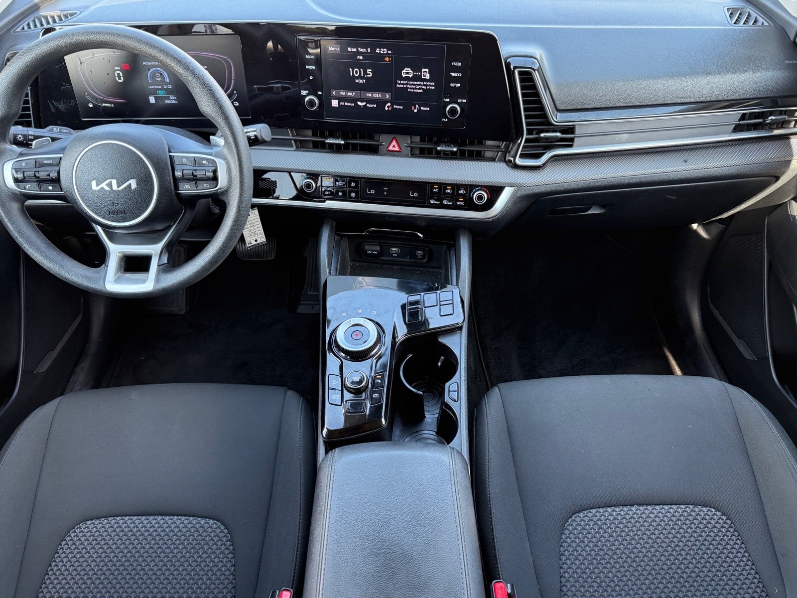 2023 Kia Sportage Hybrid LX